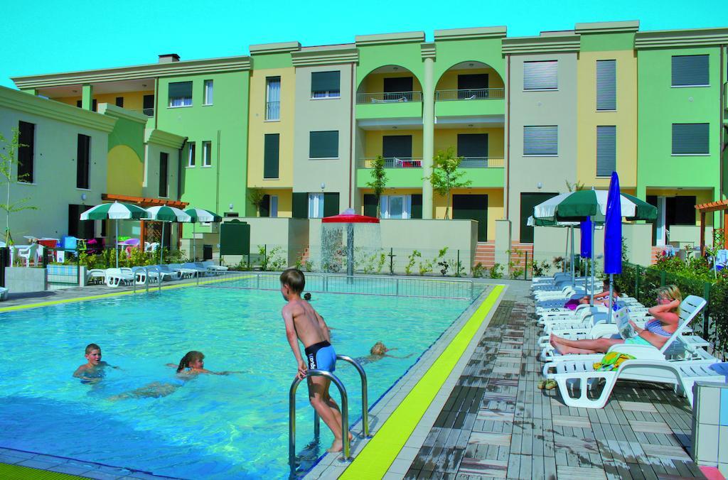 Farnie Lido Altanea Apartment Caorle Exterior foto