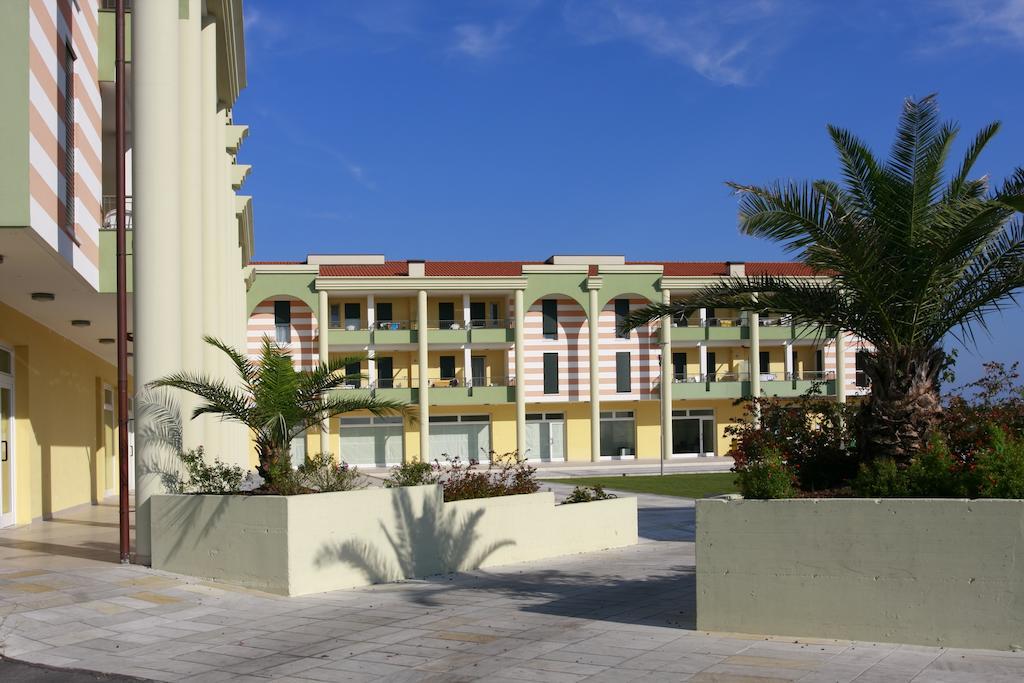 Farnie Lido Altanea Apartment Caorle Exterior foto