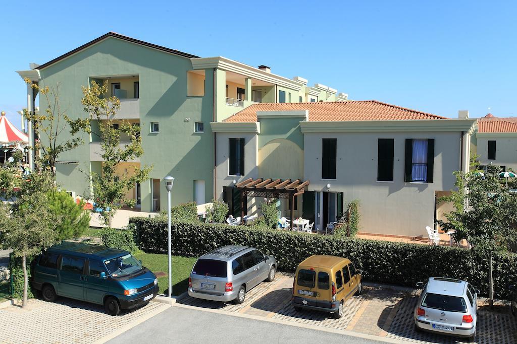 Farnie Lido Altanea Apartment Caorle Exterior foto