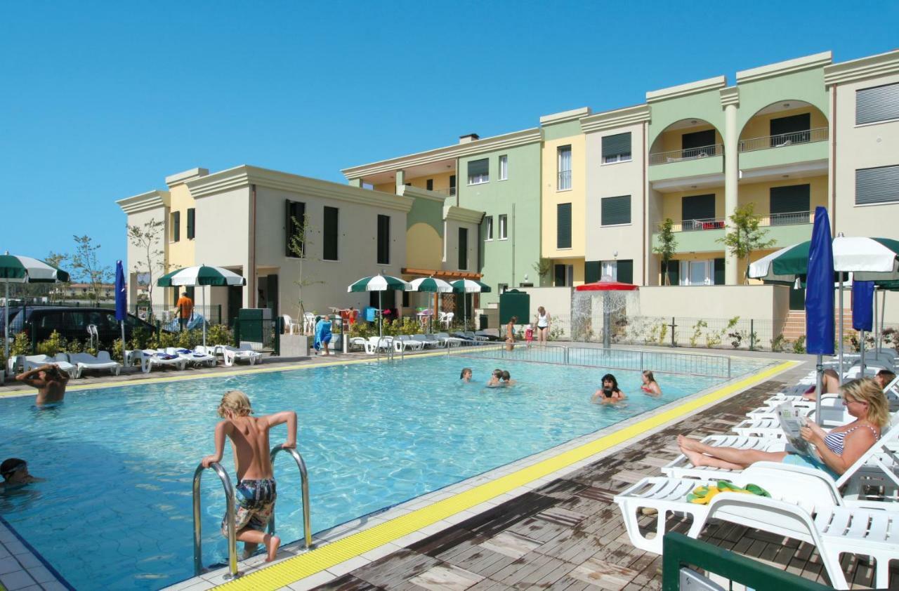 Farnie Lido Altanea Apartment Caorle Exterior foto